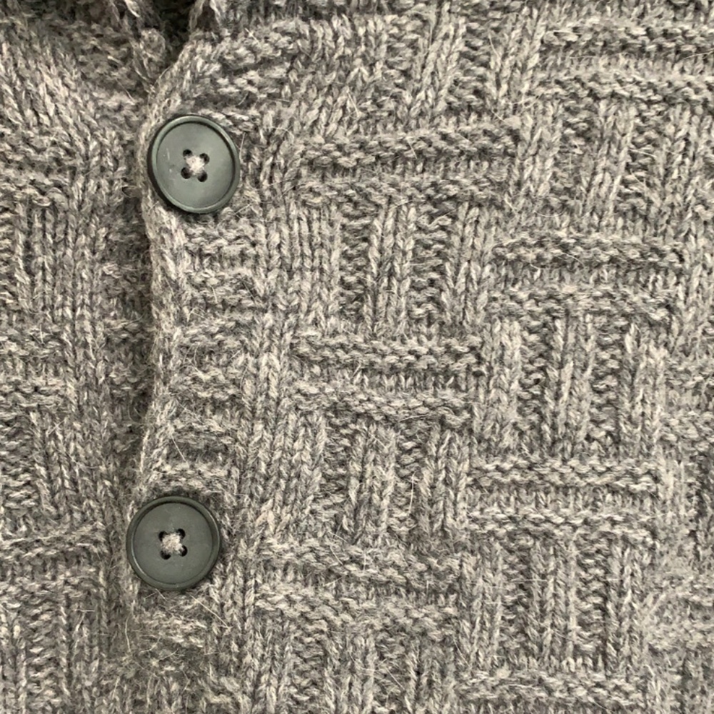 Handmade crosshatch pattern knit collared sweater